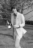 mick-and-champagne